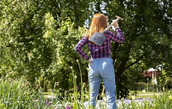 Gartenarbeit leicht gemacht – mit den richtigen Geräten Gartenarbeit leicht gemacht – mit den richtigen Geräten