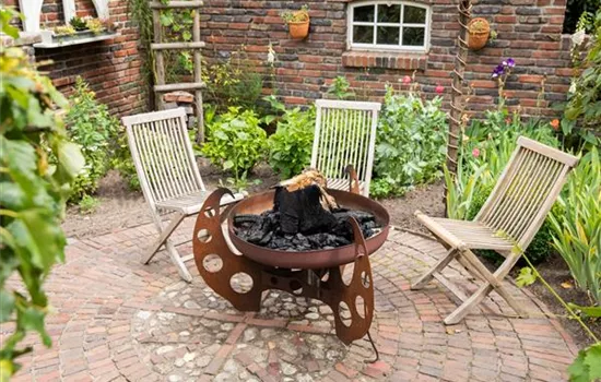 Feuerstellen und Kamine